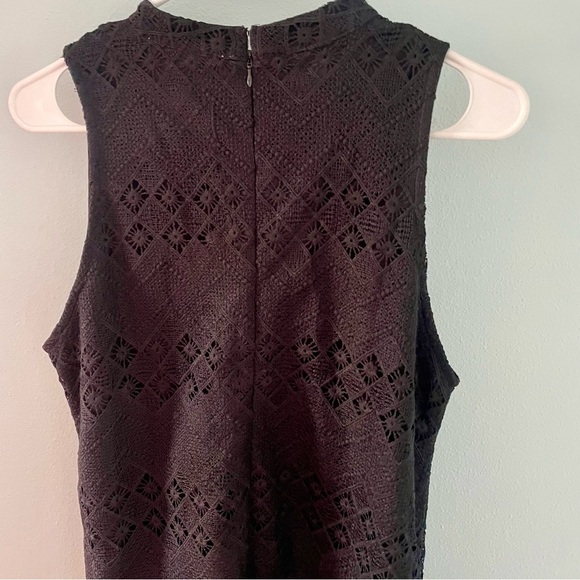 Aster the label Black Lace Sleeveless shift mini Dress size large - Picture 5 of 10